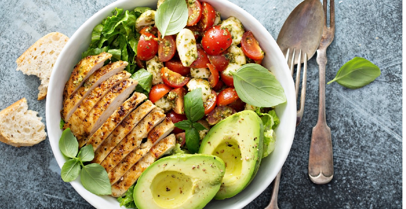 Hähnchensalat mit Avocado 